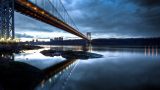 Bridge water city night lights 11 - a bridge over a body of water free wallpaper