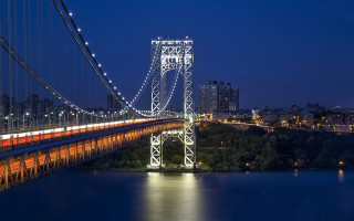 Bridge water night lights train - a train free wallpaper