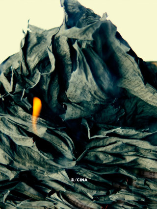 Black cloth yellow object white - neodada free wallpaper