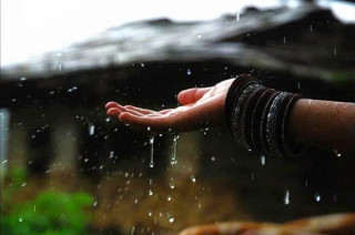 Hand reaching rain shower house - outside free wallpaper