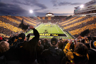 Football stadium fans football field - a football stadium free wallpaper