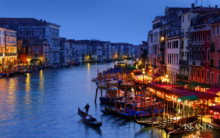 Boat city night lights gondola - evgeny lushpin free wallpaper