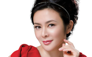 Woman red dress tiara diamond - a tiara free wallpaper