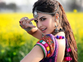 Woman colorful dress posing hand - movie still free wallpaper