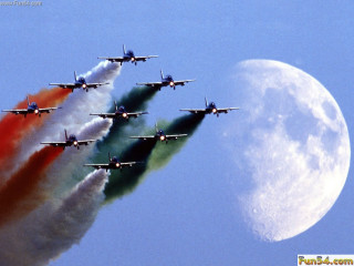 Jets formation full moon smoke - smoke free wallpaper for desktop