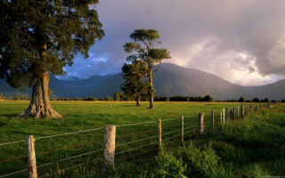 Field fence tree mountains background - beautiful free wallpaper for desktop