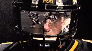 Football player helmet image player - andrew bell free wallpaper