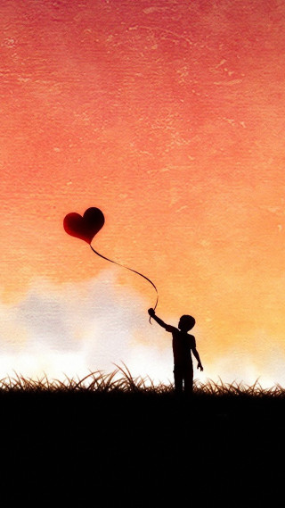 Romantic silhouette child drawing heart - sunset free wallpaper