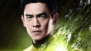 Man yellow shirt green background - a green light free wallpaper