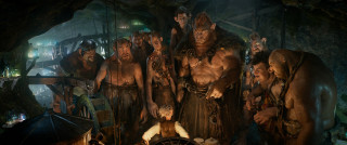 Men cave group looking middle - a cave free wallpaper