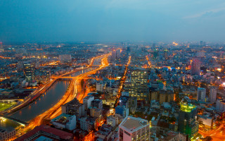 City night river bridge lights - a city free wallpaper
