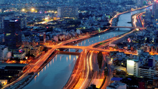 City river bridge night skyline - a river and a bridge free wallpaper