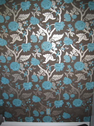 Flower pattern wall toilet blue - fine free wallpaper
