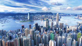 City tall buildings water boats - cui bai free wallpaper