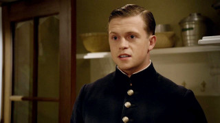 Man uniform kitchen camera face - a face free wallpaper