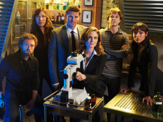 Group people table microscope man - a man in a suit and tie free wallpaper