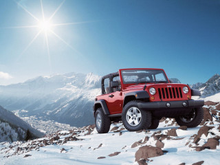 Red jeep snowy mountain sunshine - the top free wallpaper
