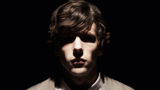Man serious tie suit blackbackground - a picture in the dark free wallpaper