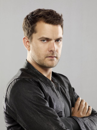 Dan scott black shirt black - a black jacket free wallpaper