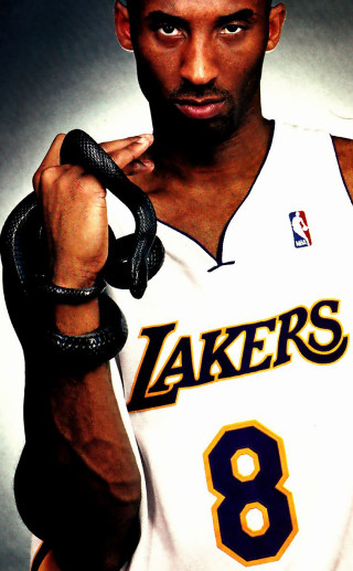 Man holding snake jersey number - derold page free wallpaper
