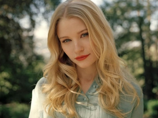Blonde woman green shirt woods - blonde hair free wallpaper for desktop