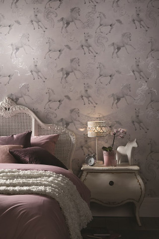 Bedroom horse wallpaper rococo flemish - a lamp free wallpaper