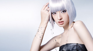 Woman white hair tattoos arm - chizuko yoshida free wallpaper
