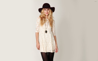 Blonde woman white dress black - a stipple free wallpaper