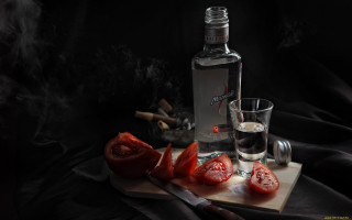 Bottle tomatoes knife wine stilllife - cutting free wallpaper