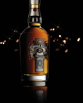 Chivas regal 25yr whisky black - fluxus free wallpaper