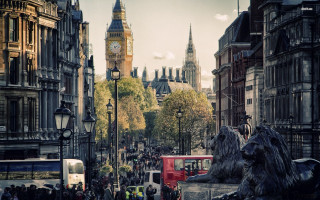 City lion statue clock tower - christopher wren free wallpaper