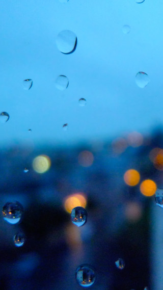 Window rain drops city buildings - building free wallpaper