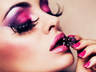 Pink purple makeup flower closeup - ring free wallpaper