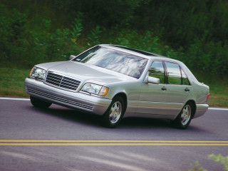 Silver mercedes forest digital rendering - silver free wallpaper