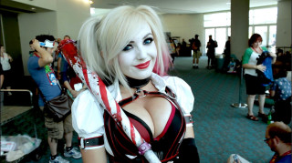 Woman cosplay baseball bat crowd - cosplay free wallpaper