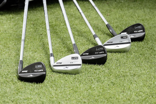 Golf clubs green field car - a green field next free wallpaper