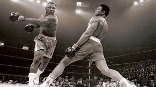 Boxing match men crowd ring - ring free wallpaper