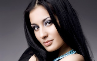 Araceli gilbert black hair portrait - shaded free wallpaper