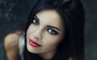 Woman black hair red lipstick 3 - a pony tail free wallpaper