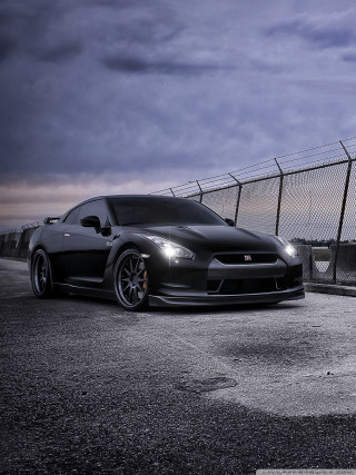Black sports car fence night - matte finish free wallpaper