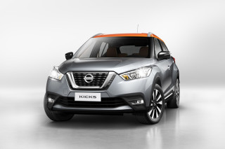 Silver nissan kicks suv orange - the front of its free wallpaper