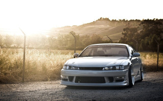 Car parked fence sunshine hood - sunlight free wallpaper