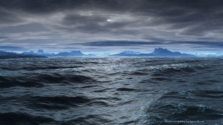 Large body of water icebergs - a large body of water free wallpaper