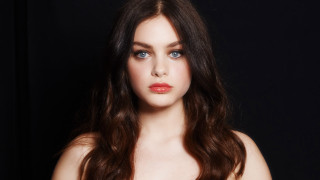 Elizabeth collins long hair blue - eye free wallpaper