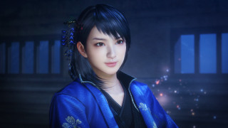 Woman blue kimono serious look - ultra free wallpaper
