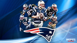 Football players running line blue - a group of football players free wallpaper
