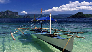 Beach boat blue umbrella scenery - bascove free wallpaper