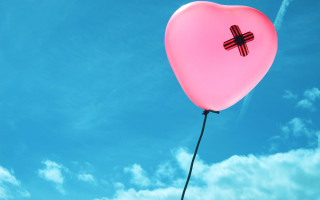 Pink heart balloon cross blue - a blue sky background free wallpaper