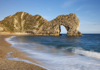 Rock formation ocean waves shore - wave free wallpaper