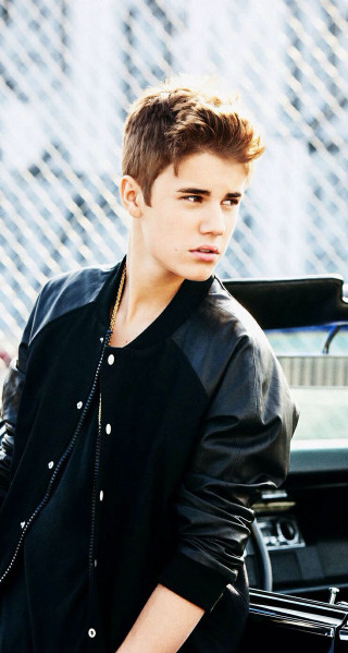 Young man leaning car black - young free wallpaper